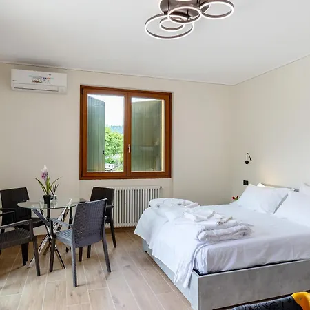 Pensjonat Casa Elisa Torri Del Benaco